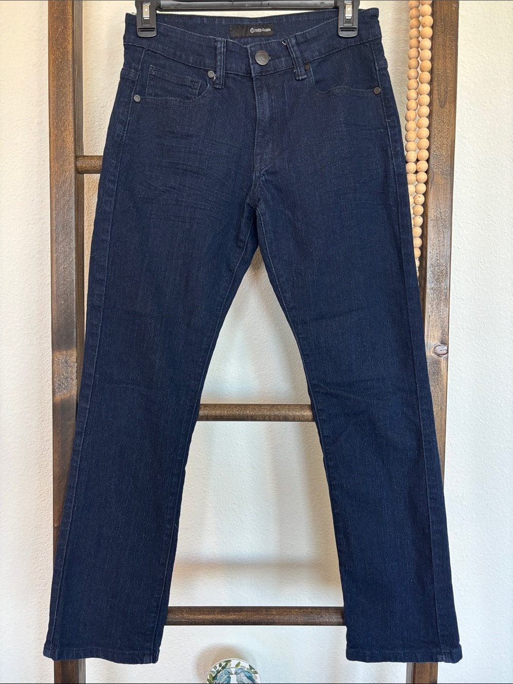 👖Women’s Straight-Leg Jeans in Dark Indigo